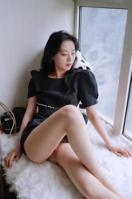 床上的肌启示未处理版